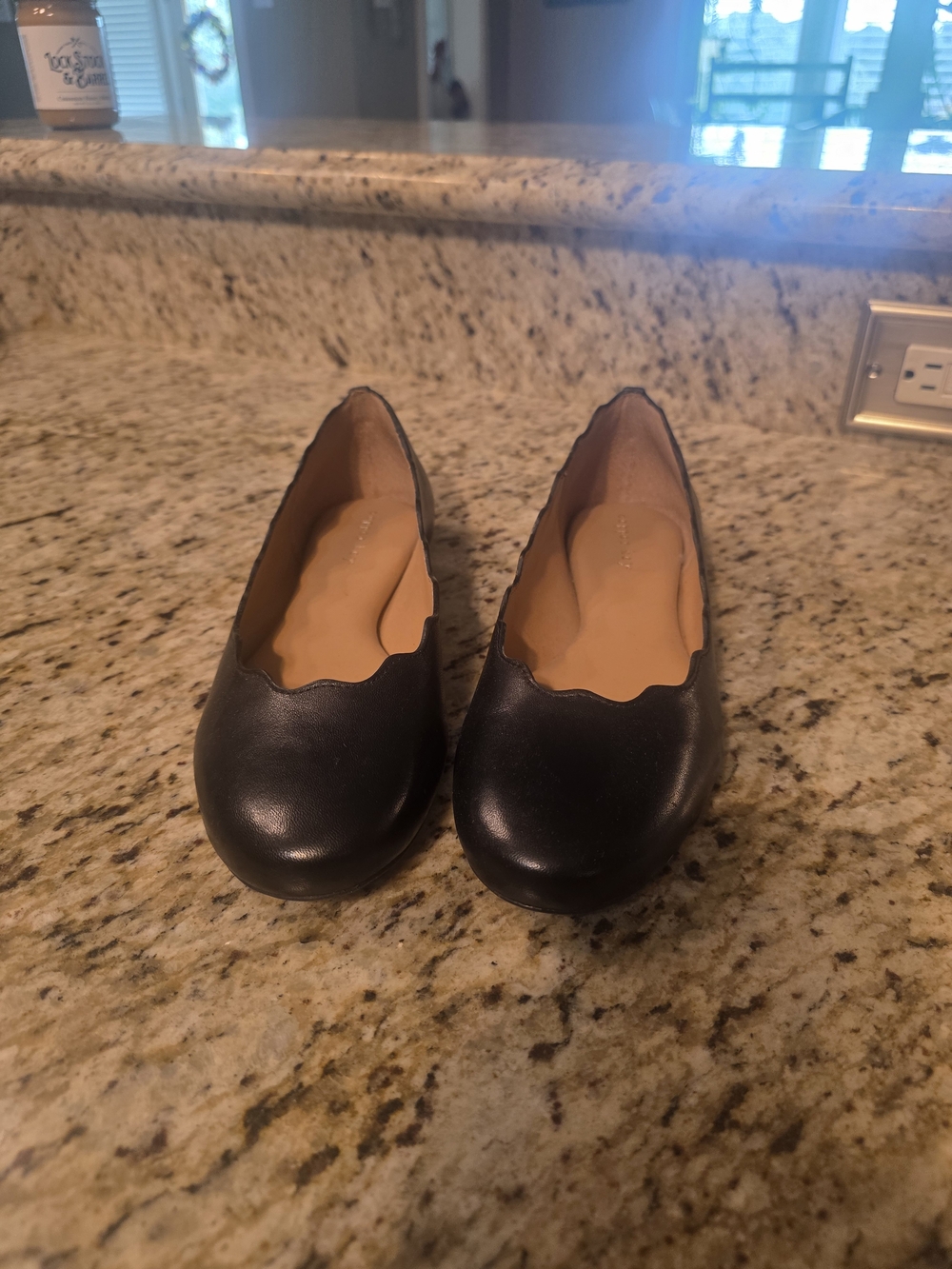 Copper Key Black Scalloped Ballet Flats